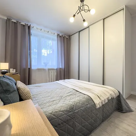 Nieopodal Centrum Nauki Cogiteon