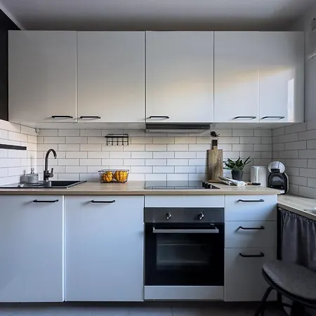 Nieopodal Centrum Nauki Cogiteon *