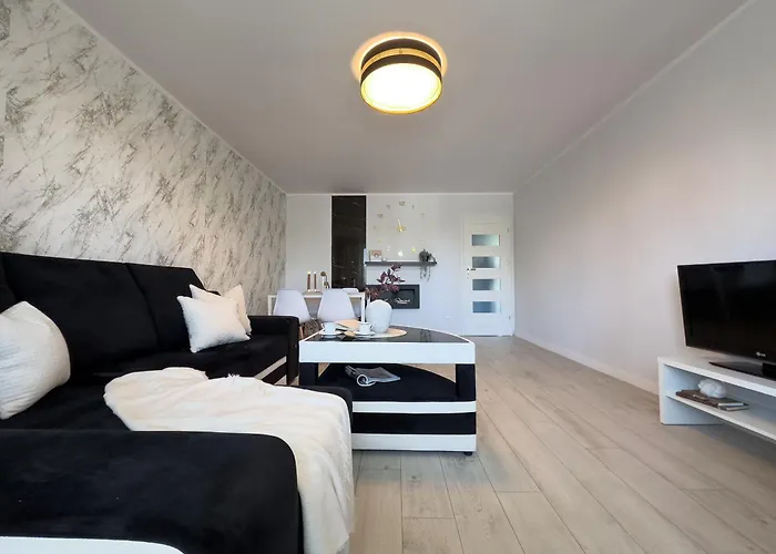 Nieopodal Centrum Nauki Cogiteon