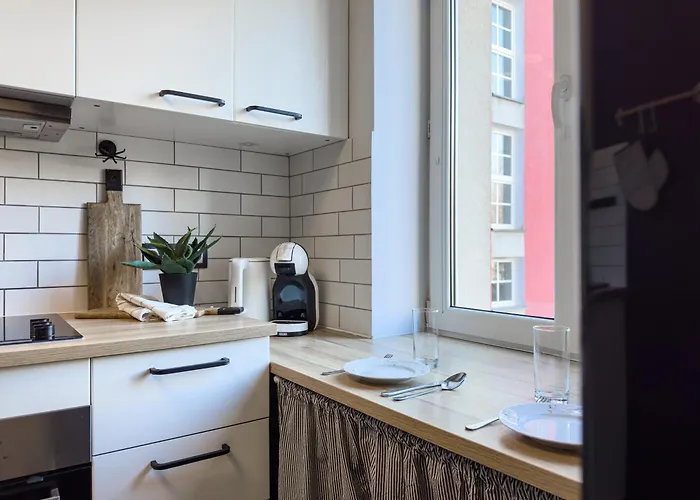 Nieopodal Centrum Nauki Cogiteon