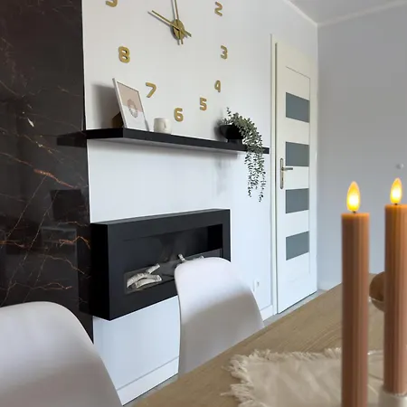 Nieopodal Centrum Nauki Cogiteon 크라쿠프